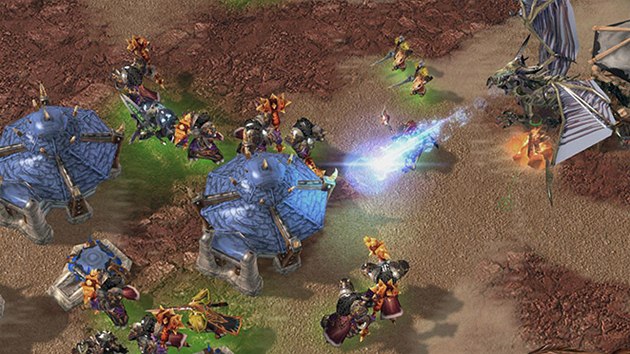 Modifikace pro Starcraft 2 m ambici bt neoficilnm Warcraftem IV.