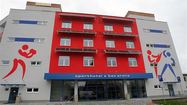 Nov hotel a boxersk centrum v eskch Budjovicch.