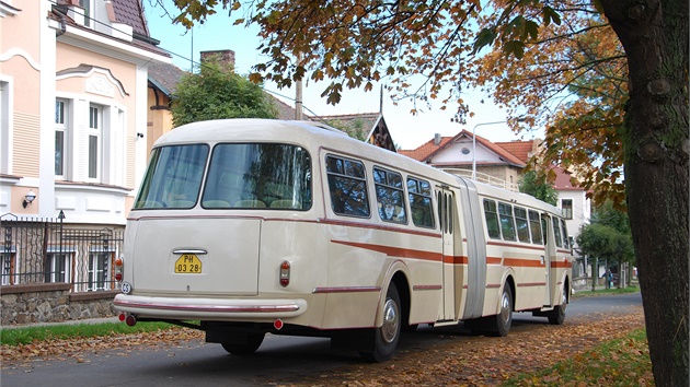 První eský kloubový autobus koda 706 RTO-K.