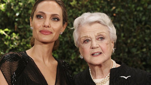 estn Oscary dostaly v sobotu 16. listopadu 2013 americk hereka Angelina Jolie a britsk hereka Angela Lansbury.