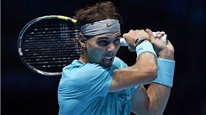 NAPLNO. Svtová jednika Rafael Nadal dával do svých úder vekerou energii.