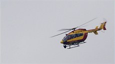 Nad centrem Paíe hlídkuje i policejní vrtulník (18. listopadu)