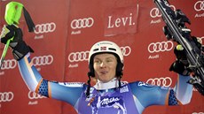 Henrik Kristoffersen se raduje ze tetího místa ve slalomu v Levi. 