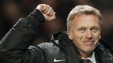 David Moyes, trenér Manchesteru United, slaví výhru nad Arsenalem.