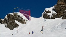 Jeden z prvních klíových úsek na sjezdovce Lauberhorn -  Hundschopf neboli...