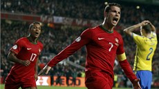 ROZHODLA NEJVTÍ HVZDA. Portugalský kanonýr Cristiano Ronaldo slaví gól proti