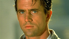 Mel Gibson ve filmu eka z roku 1984. ádné ediny a minimum vrásek