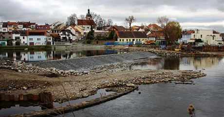 Lávka má peklenout Otavu v Písku poblí plovárny U sv. Václava.