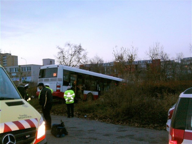 Nehoda autobusu 124
