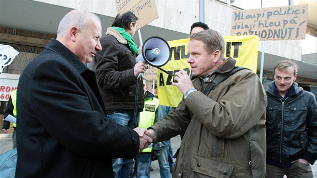 steck hejtman Oldich Bubenek s bvalm ministrem ivotnho prosted Martinem Burskem