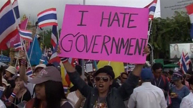 V Thajsku demonstruj proti vld desetitisce lid.