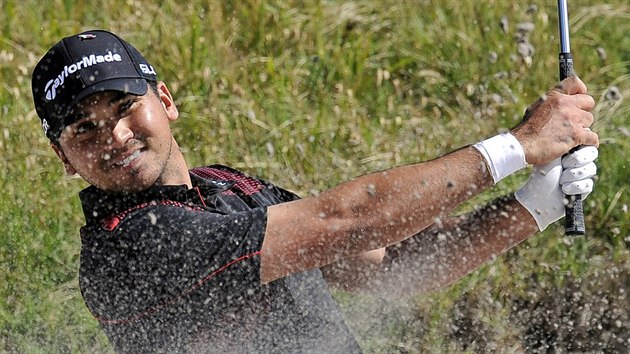 Australsk golfista Jason Day smuje k vtzstv na Svtovm pohru v Melbourne.