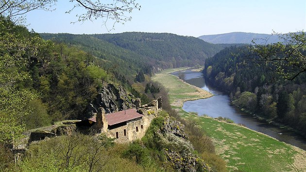 Hrad Kraov nad Berounkou