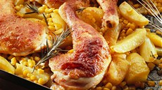 Kuře, brambory. A po odpočinku vyrazit na trať. Kuře, brambory. A po odpočinku vyrazit na trať.