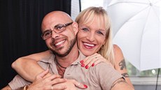 Jessica Lynnová a Mark Angelo z Floridy sdílejí kromě zásnubního slibu i... Jessica Lynnová a Mark Angelo z Floridy sdílejí kromě zásnubního slibu i...