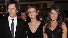 Kevin Bacon, Kyra Sedgwicková a jejich dcera Sosie Baconová (9. kvtna 2009)