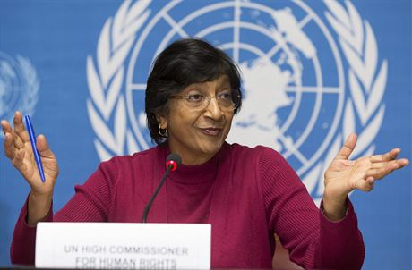 Vysoká komisaka OSN pro lidská práva Navanathem ("Navi") Pillayová na tiskové...