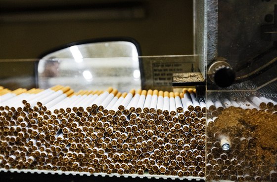 Továrna na cigarety firmy Philip Morris R, a.s. v Kutné Hoe.