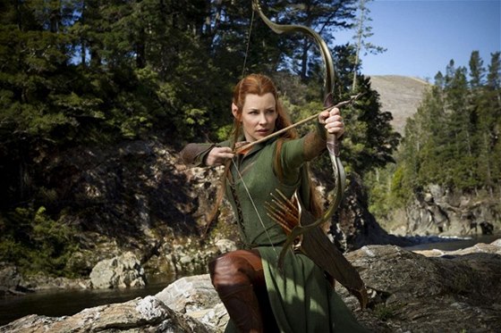 Elfka Tauriel v podání kanadské hereky Evangeline Lilly