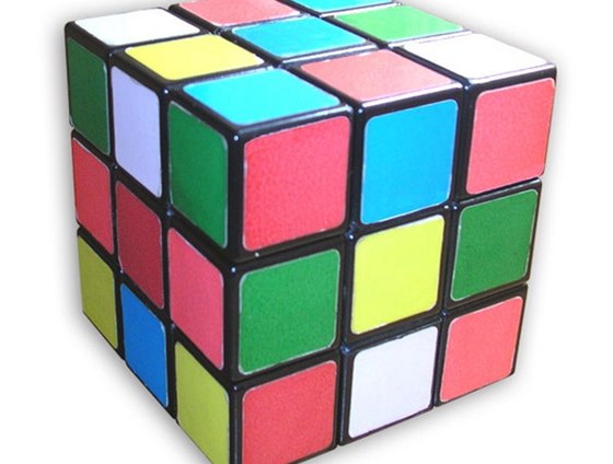 Dárky 1983: Rubikova kostka. Pokud jste si chtli tíbit smysly, mohli jste si...