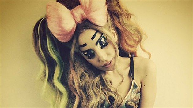 Lady Gaga ze sebe udlala panenku po vzoru japonskch komiks manga.
