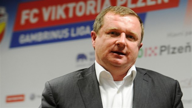 NAPOSLEDY JAKO KOU V LIZE. Pavel Vrba odtrénoval poslední ligový zápas Plzn....