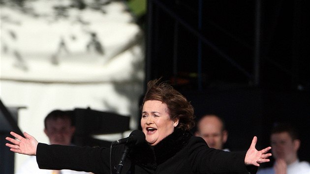 Susan Boyle se splnil sen pot, co zazpvala papei (2010).