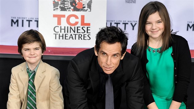 Ben Stiller, jeho syn Quin a dcera Ella (3. prosince 2013)