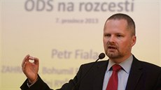 Profesor Petr Fiala vystoupil 7. prosince s přednáškou v pražském CEVRO... Profesor Petr Fiala vystoupil 7. prosince s přednáškou v pražském CEVRO...