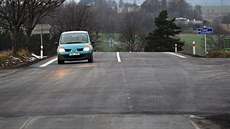 Rekonstrukce silnice u Opatova mezi Jihlavou a Pelhřimovem nadělala problémy... Rekonstrukce silnice u Opatova mezi Jihlavou a Pelhřimovem nadělala problémy...