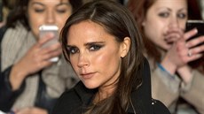 Victoria Beckhamová u nemá umlé poprsí.