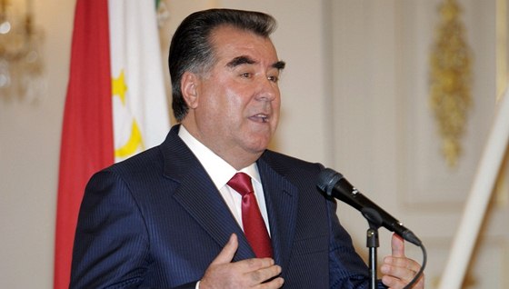 Emómalí-ji Rahmón, tádický prezident 