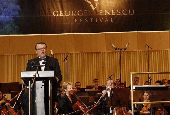 Rumunský ministr kultury Daniel Barbu na zahájení George Enescu International...