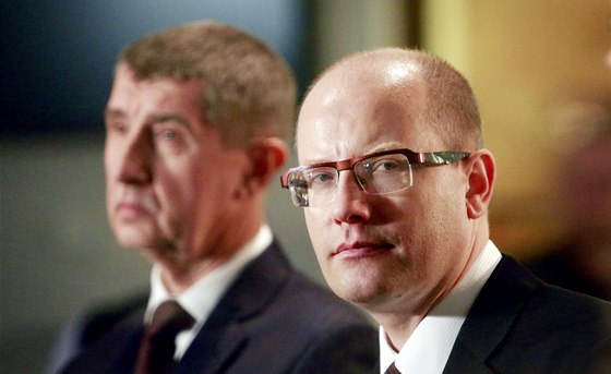 Premiér Bohuslav Sobotka a ministr financí Andrej Babi, lídi dvou nyní dominantních stran eské politiky