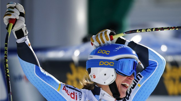 Kajsa Klingov js v cli superobho slalomu ve Svatm Moici.