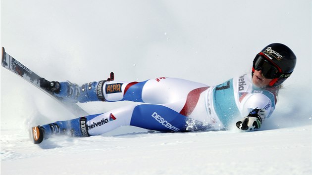 Lara Gutov pad v obm slalomu ve Svatm Moici. 