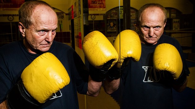 spn boxer a trenr Frantiek Patoka z hradeck Sportovn koly boxu.