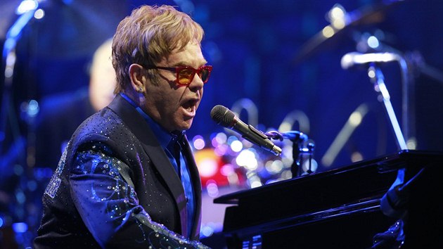 Elton John vystoupil 18.12. 2013 v prask O2 arn.
