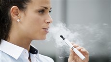 Jsou elektronické cigarety záchrana kuřáka, nebo jen další nebezpečný zlozvyk? Jsou elektronické cigarety záchrana kuřáka, nebo jen další nebezpečný zlozvyk?