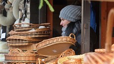 Externí redaktorka MF DNES Lucie Schmiedová si vyzkoušela, jaké to je prodávat... Externí redaktorka MF DNES Lucie Schmiedová si vyzkoušela, jaké to je prodávat...