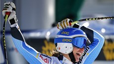 Kajsa Klingová jásá v cíli superobího slalomu ve Svatém Moici.