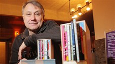 Antonín Procházka vydává své komedie a muzikály knižně. Antonín Procházka vydává své komedie a muzikály knižně.