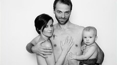 LÁSKA POD LUPOU: Lukáš a Lucie Langmajerovi se synem Mikulášem LÁSKA POD LUPOU: Lukáš a Lucie Langmajerovi se synem Mikulášem