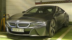 BMW i8 na testování v esku