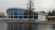"Budějovice jsou krásné vcelku. Přesto jsou v nich stavby, které mě ovlivnily.... "Budějovice jsou krásné vcelku. Přesto jsou v nich stavby, které mě ovlivnily....