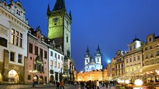 Staroměstská radnice a Týnský chrám na Staroměstském náměstí v centru Prahy Staroměstská radnice a Týnský chrám na Staroměstském náměstí v centru Prahy