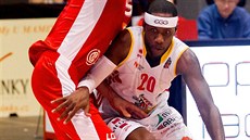 Momentka z basketbalového duelu Pardubice vs. Nymburk Momentka z basketbalového duelu Pardubice vs. Nymburk