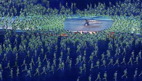 ang I-mou reíroval napíklad zahajovací a závrený ceremoniál pekingské olympiády v roce 2008.