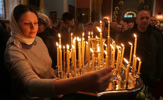 Pravoslavní vící v úterý slavili svátek narození Krista. Centrem