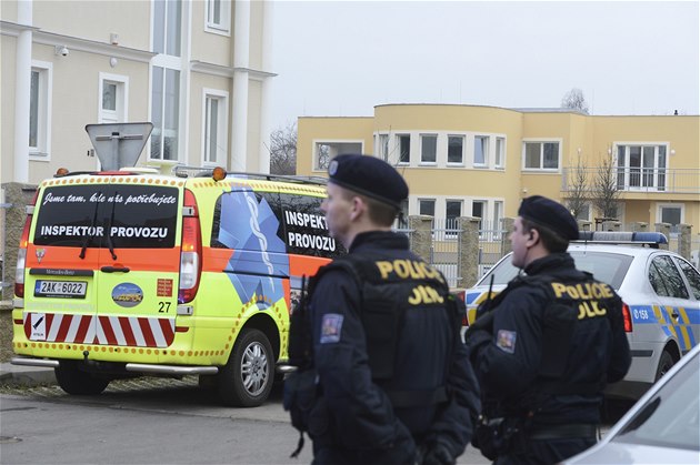 Policisté na míst inu